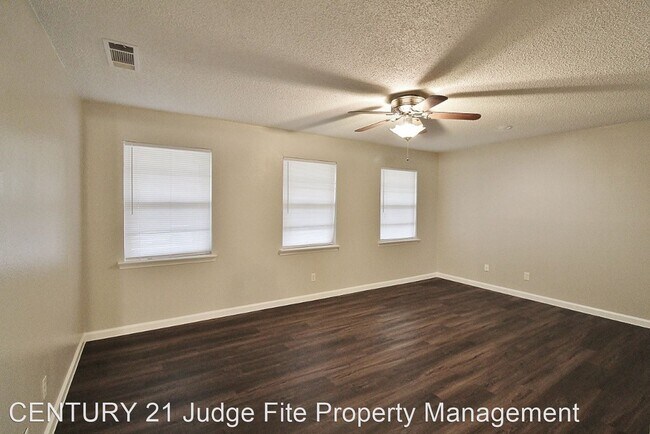 Building Photo - 3 br, 2 bath House - 608 Misty Glen Drive