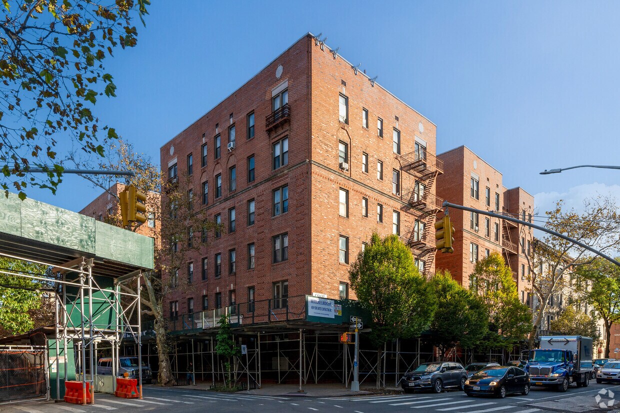 960 libras esterlinas Pl - 960 Sterling Place