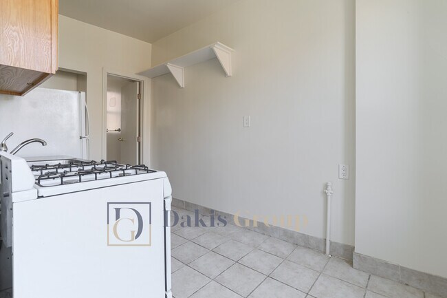 Foto del edificio - 28-49-49 34th St