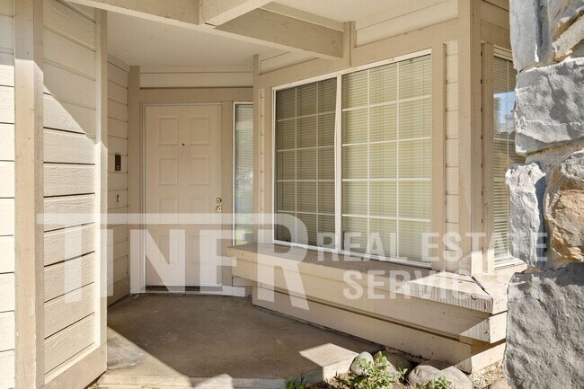 Building Photo - 8057 Helmsdale Dr