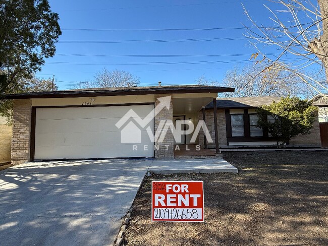 Photo - 4906 Buckwheat St House