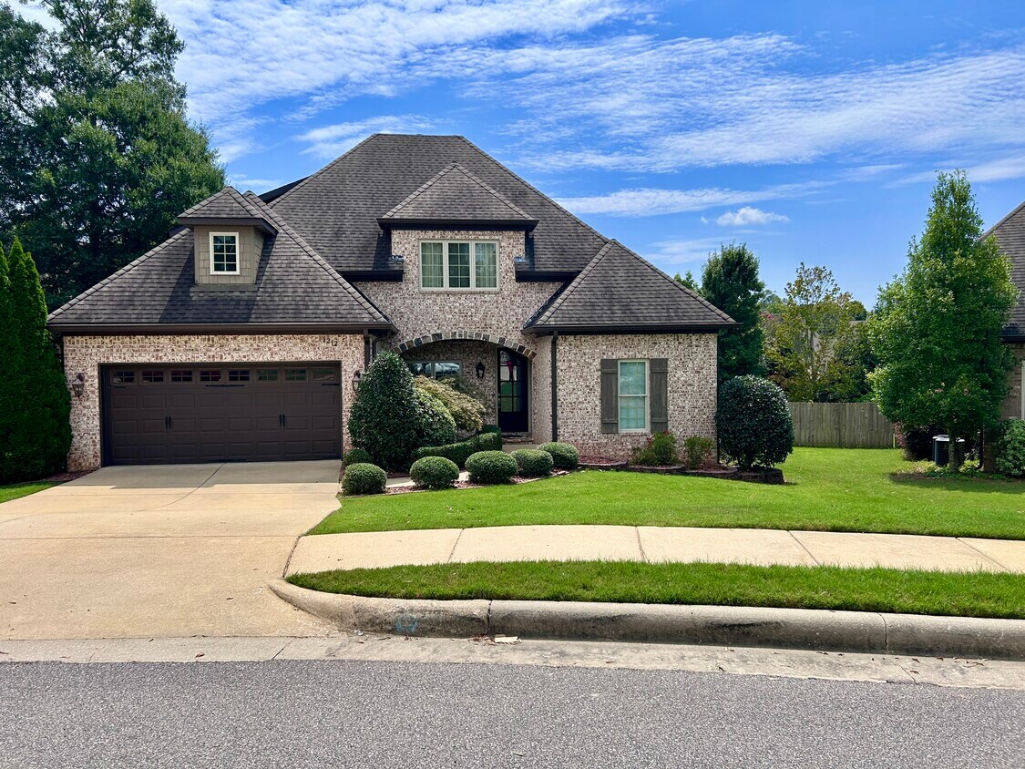 Foto principal - 1212 Weatherford St