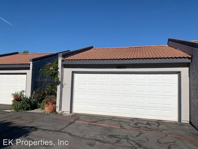 Building Photo - 2 br, 2.5 bath House - 2401 La Costa Ave #C