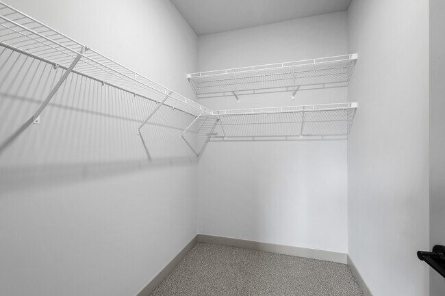 Building Photo - Forest Edge Apartments