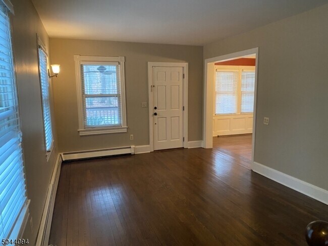 Building Photo - 99 Kitchell Rd
