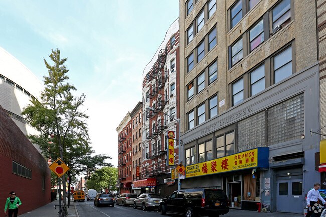 Building Photo - 54 Eldridge St
