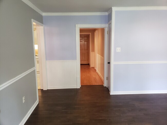 Entrance & Living Room - 323 Howard Ave