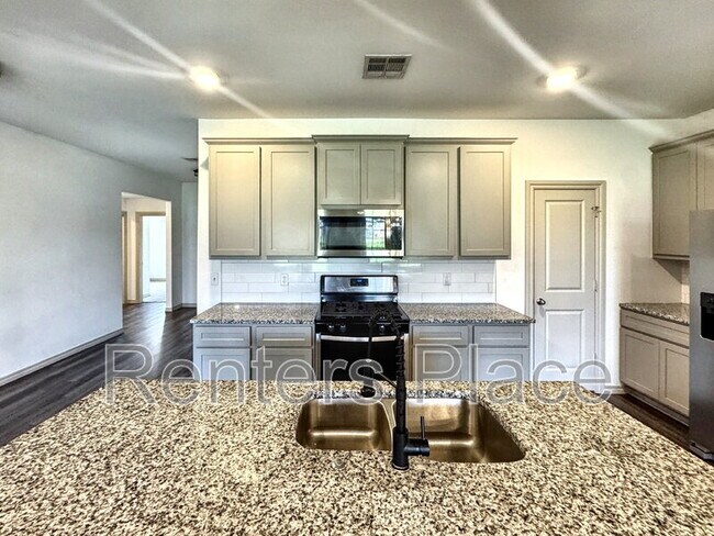 Foto del edificio - 7208 E 154th Pl S