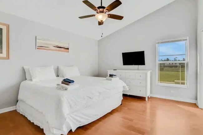 Foto del edificio - 4775 Cumbrian Lakes Dr