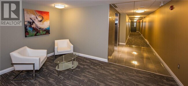 Building Photo - 1310 Nesbitt Dr
