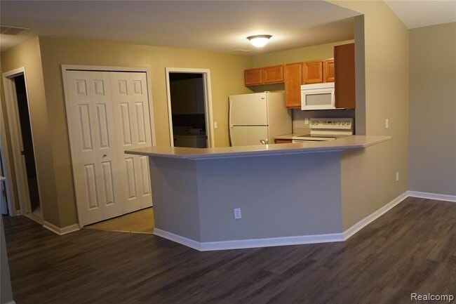 Building Photo - 44036 Rushcliffe Dr