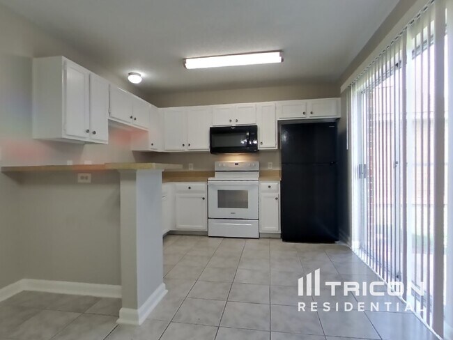 Foto del edificio - 3146 Kelling St