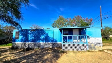 Building Photo - 4528 La Cienega Ln