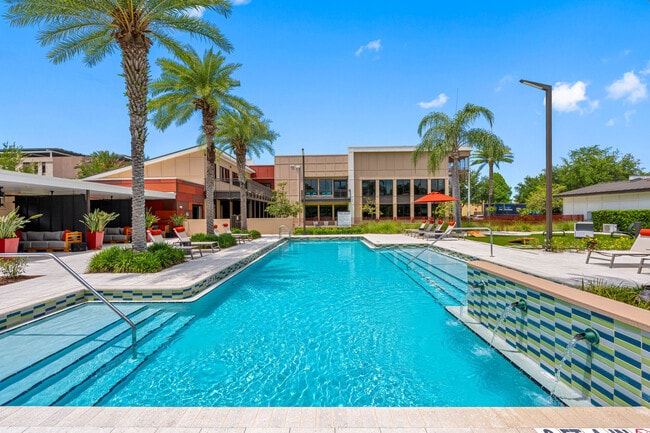 Building Photo - Maitland Pointe