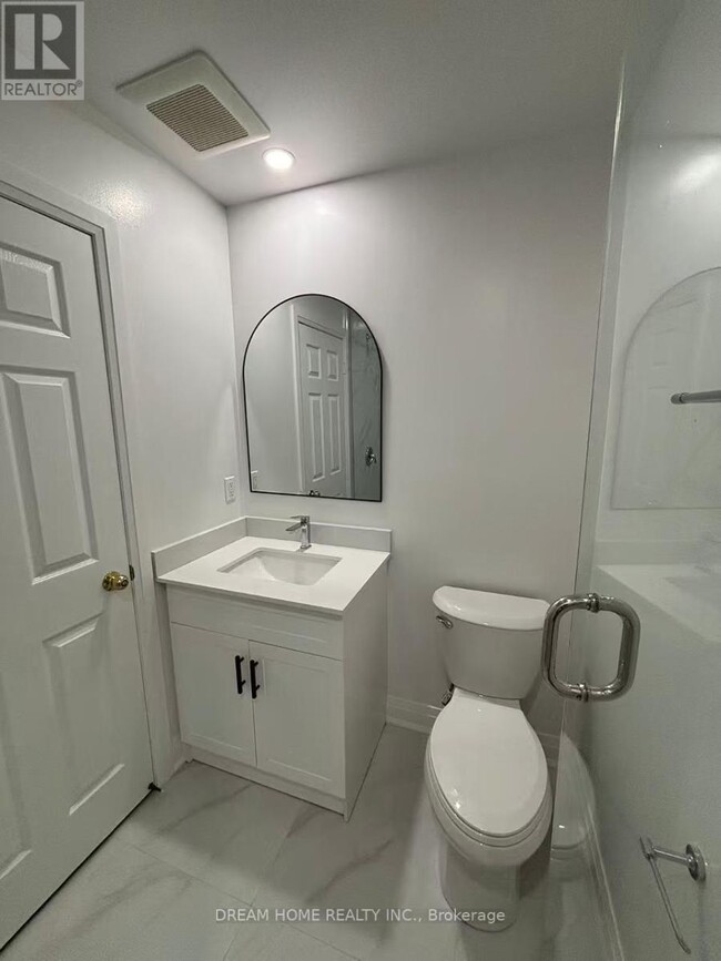 Building Photo - 2876 Westbury Ct