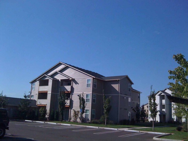 cascade meadow apartments woodburn or apartments com