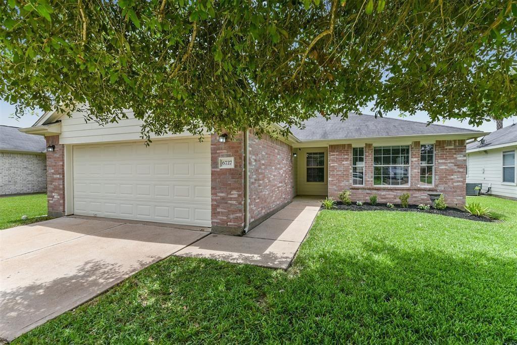 Foto principal - 6727 Devonport Dr