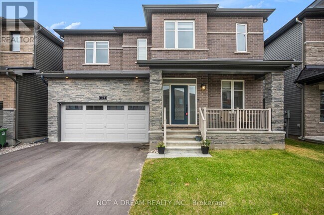 Building Photo - 175 Lynn Coulter St