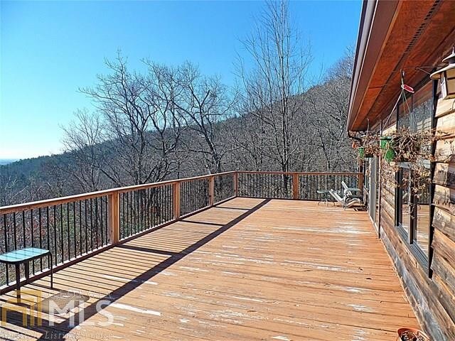 Foto del edificio - 855 Laurel Ridge Rd