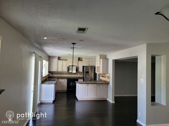 Building Photo - 3 br, 2 bath House - 4005 Parsifal Street ...