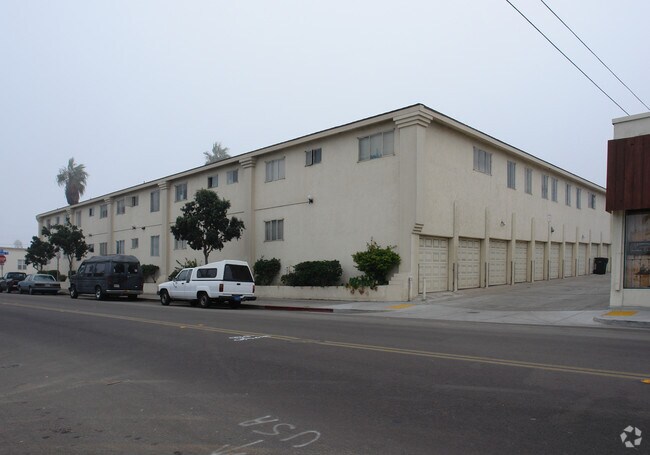 5085 de Saratoga, ¡alejado - 5085 Saratoga Ave