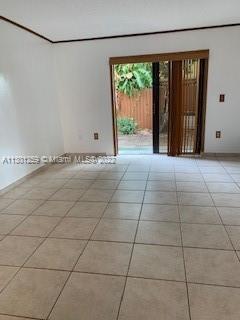 Foto del edificio - 8175 NW 8th St