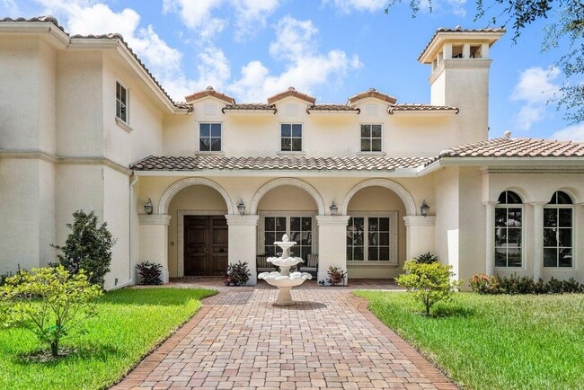 Building Photo - 8264 Twin Lake Dr