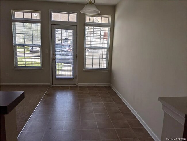 Building Photo - 6303 Margaret Ct