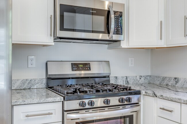 Foto del edificio - 46 Pumpkin Cir