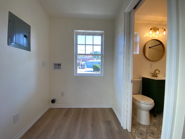 Building Photo - 3574 Trophy Dr