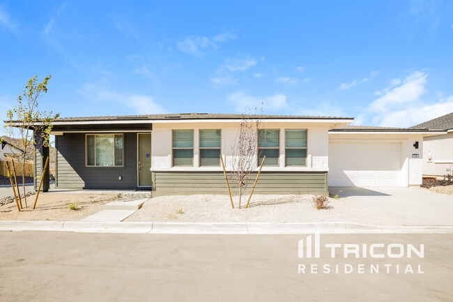 Interior Photo - Tricon Lemmon Drive