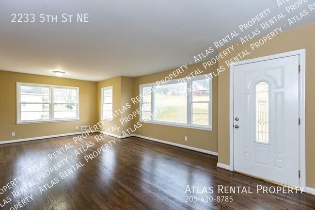 Foto del edificio - 2233 5th St NE