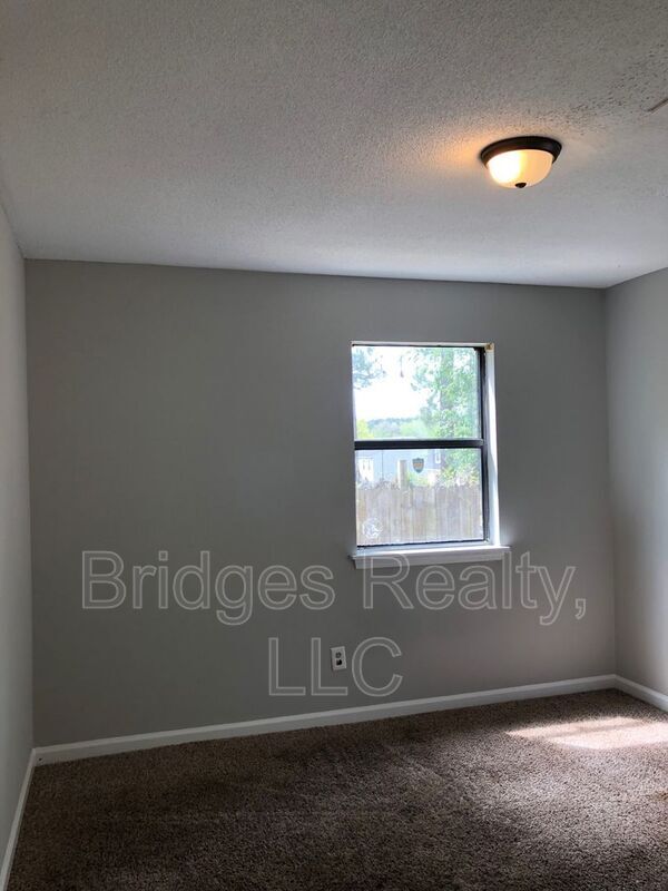 Building Photo - 2436 Winston Way