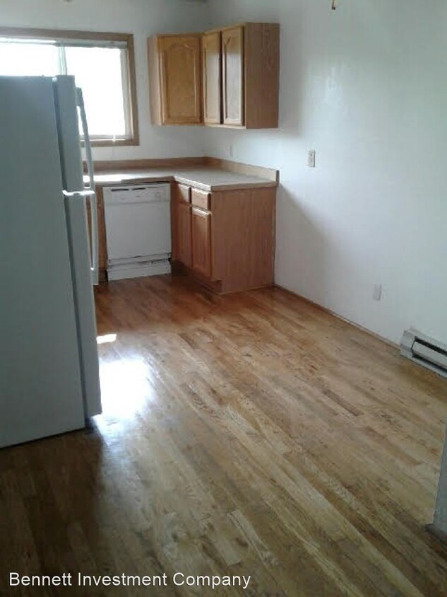 Foto principal - 1019 Pomona St W