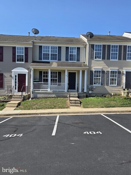 Foto del edificio - 404 Pendleton Ln