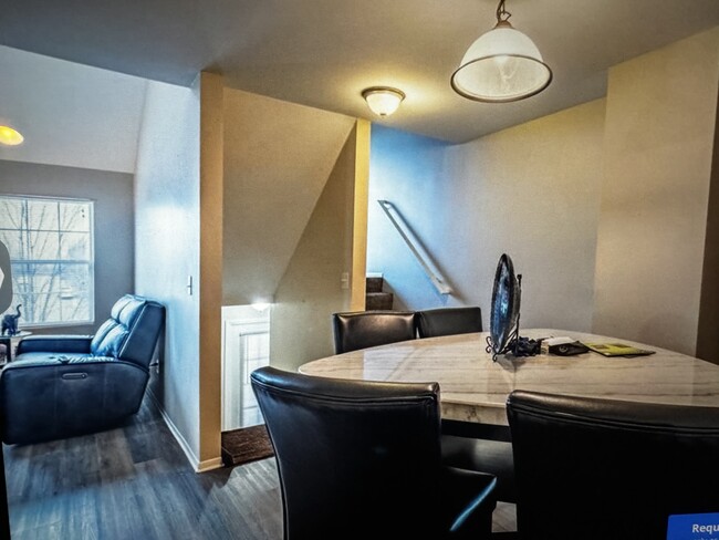 Building Photo - 621 Lewa Downs Dr