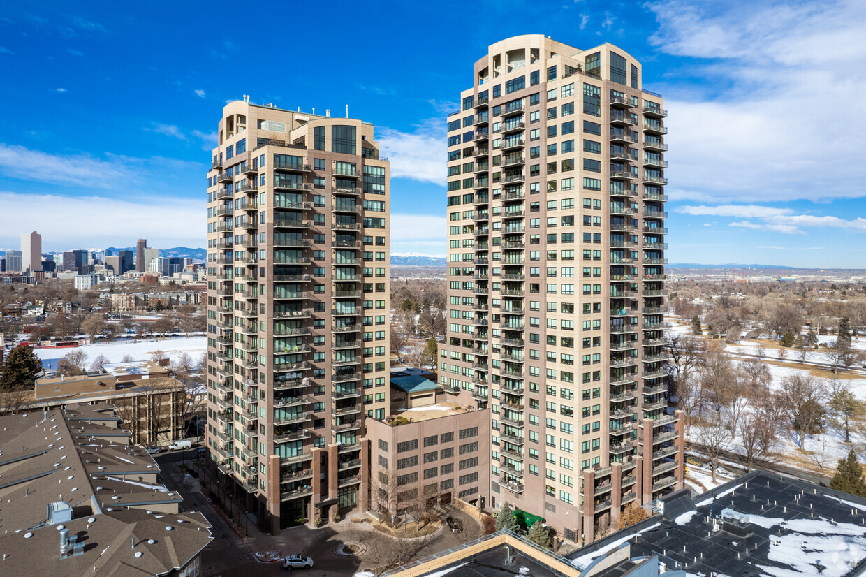 Foto principal - The Pinnacle at City Park South