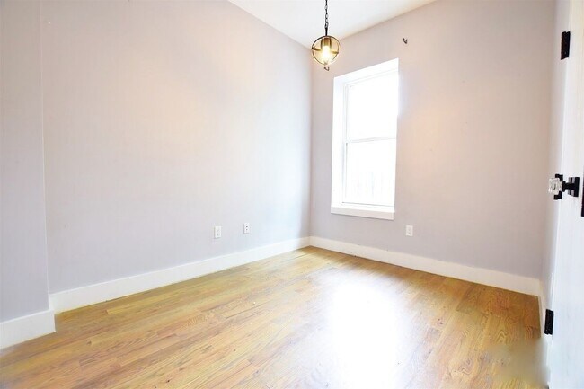 Foto del edificio - 92 Decatur St