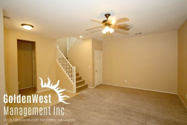 Building Photo - Lovely 3Bdm 2.5Ba Home in Great Northwest ...