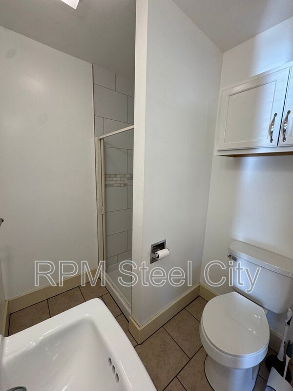 Foto del edificio - 902 W 11th St