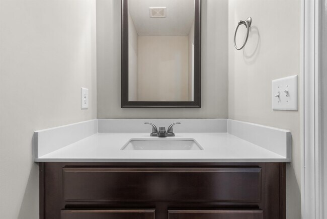 Foto del edificio - 202 Burch Rd