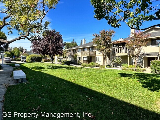 Building Photo - 2 br, 2 bath House - 18943 Sara Park Circle