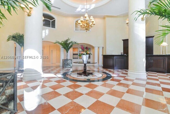 Building Photo - 20000 E Country Club Dr