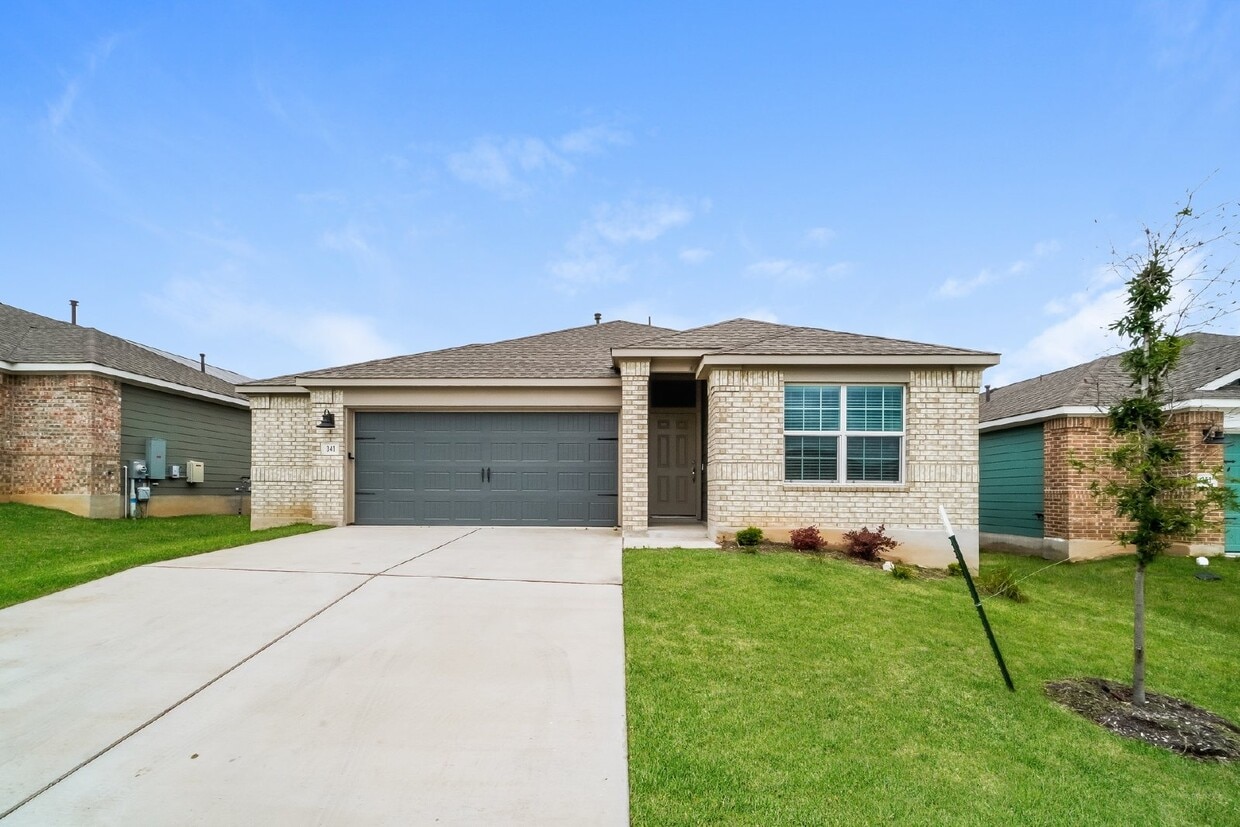 341 Madrid, Kyle, TX 78640 Room for Rent in Kyle, TX