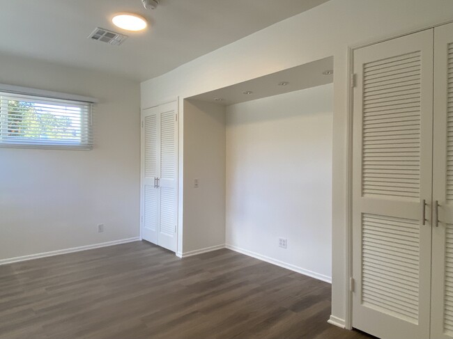 Main Bedroom. Alcove for King Bed - 22009 De La Guerra St