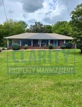 Building Photo - 4035 N Ocoee St