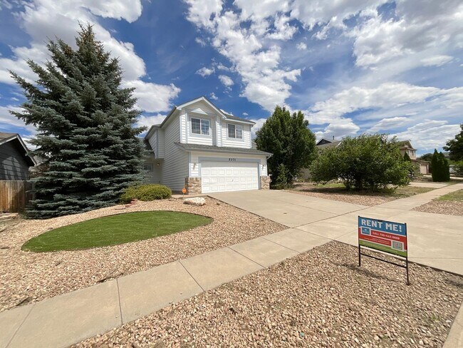 Foto del edificio - 3 Bedroom Home Available Near Stetson Hill...