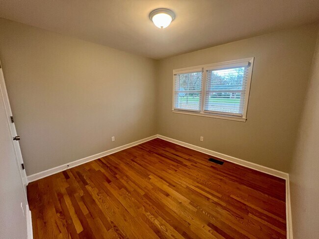 Foto del edificio - Lovely 3 Bedroom / 2 Bathroom Renovated Ranch Home for Rent