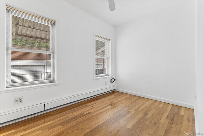 Building Photo - 161-26 84th Rd