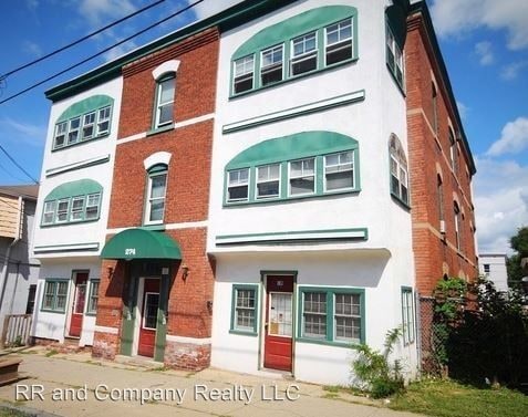Primary Photo - 274 Main St